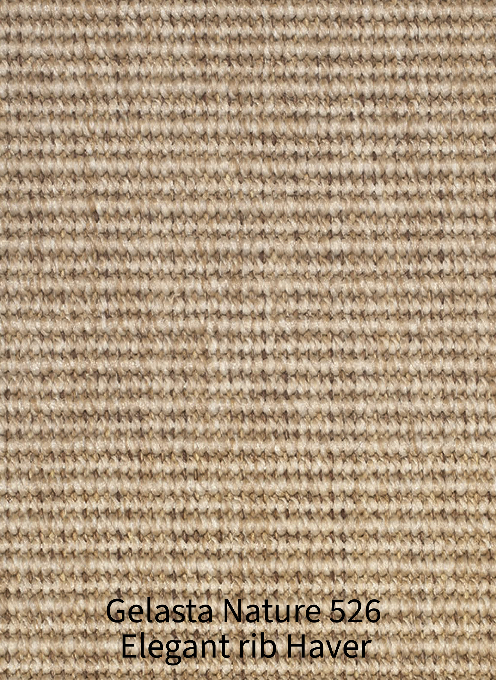 Een close-up foto van de gedetailleerde structuur van een kamerbreed tapijt of karpet. Het materiaal heeft een natuurlijke, warme zand- en beige kleur met een fijn geweven, horizontale ribbelstructuur van lussen (bouclé). Onderaan de afbeelding staat in duidelijke zwarte letters de productnaam vermeld: "Gelasta Nature 526 Elegant rib Haver". De textuur heeft de look van sisal, maar met een verfijnde en zachtere afwerking.
